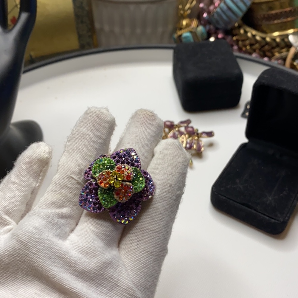 Kirk's Folly VTG Flower ring - Picture 3 of 5